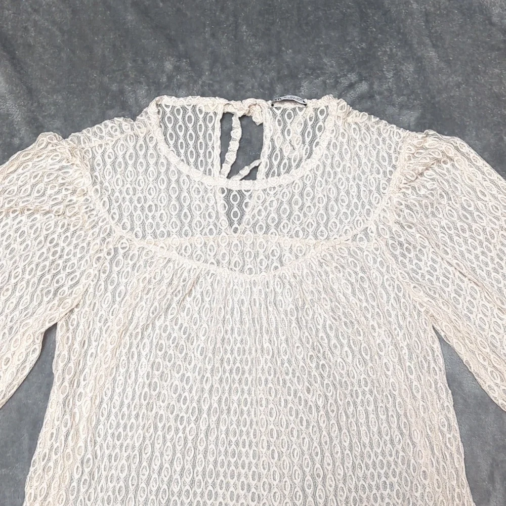 Zara Sheer Ivory Lace Romantic Cottagecore Flirty Balloon Sleeve Top Size Large